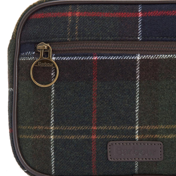 Tartan wash bag shop