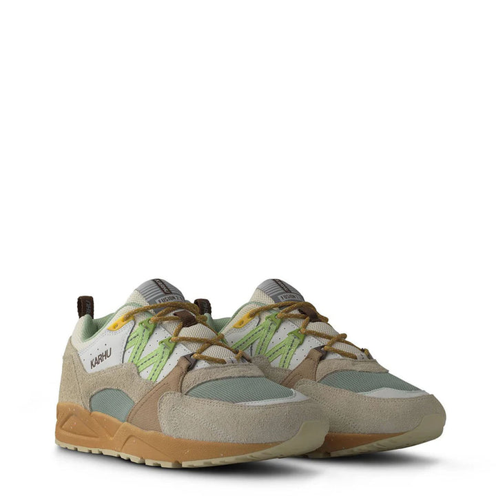 靴 KARHU FUSION 2.0 Turtledove/Shadow Lime Karhu x Mölkky® Fusion 2.0 – Turtledove / Shadow Lime